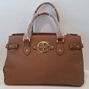 Iman Global Chic camel vinyl resort tote bag - NWT